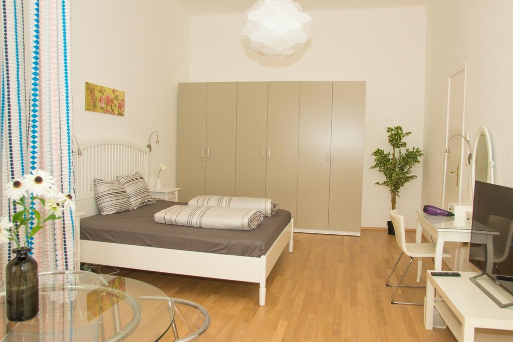 Vienna Hotspot Apartment Екстериор снимка